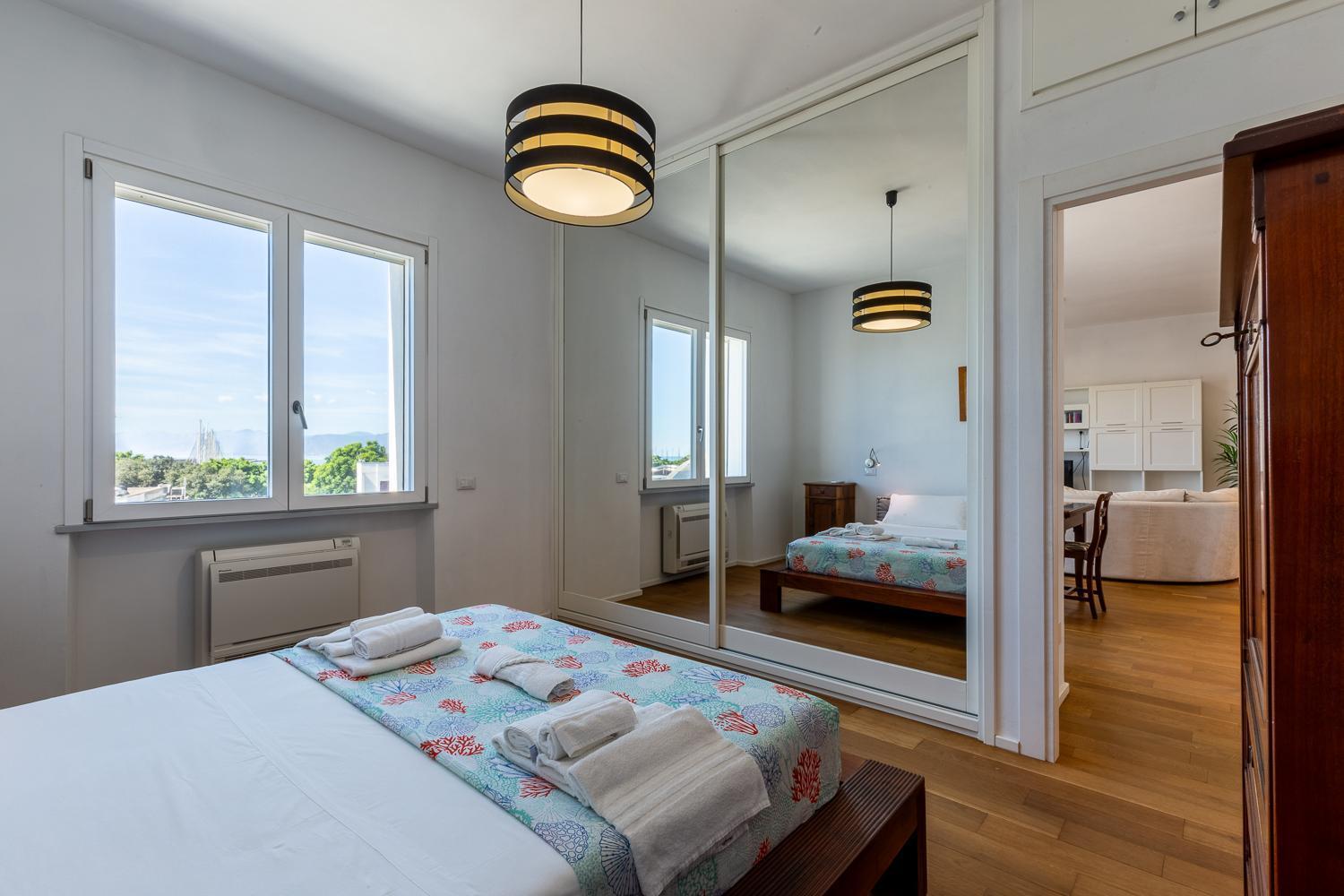 קליארי Sunichele Luxury Apartment מראה חיצוני תמונה