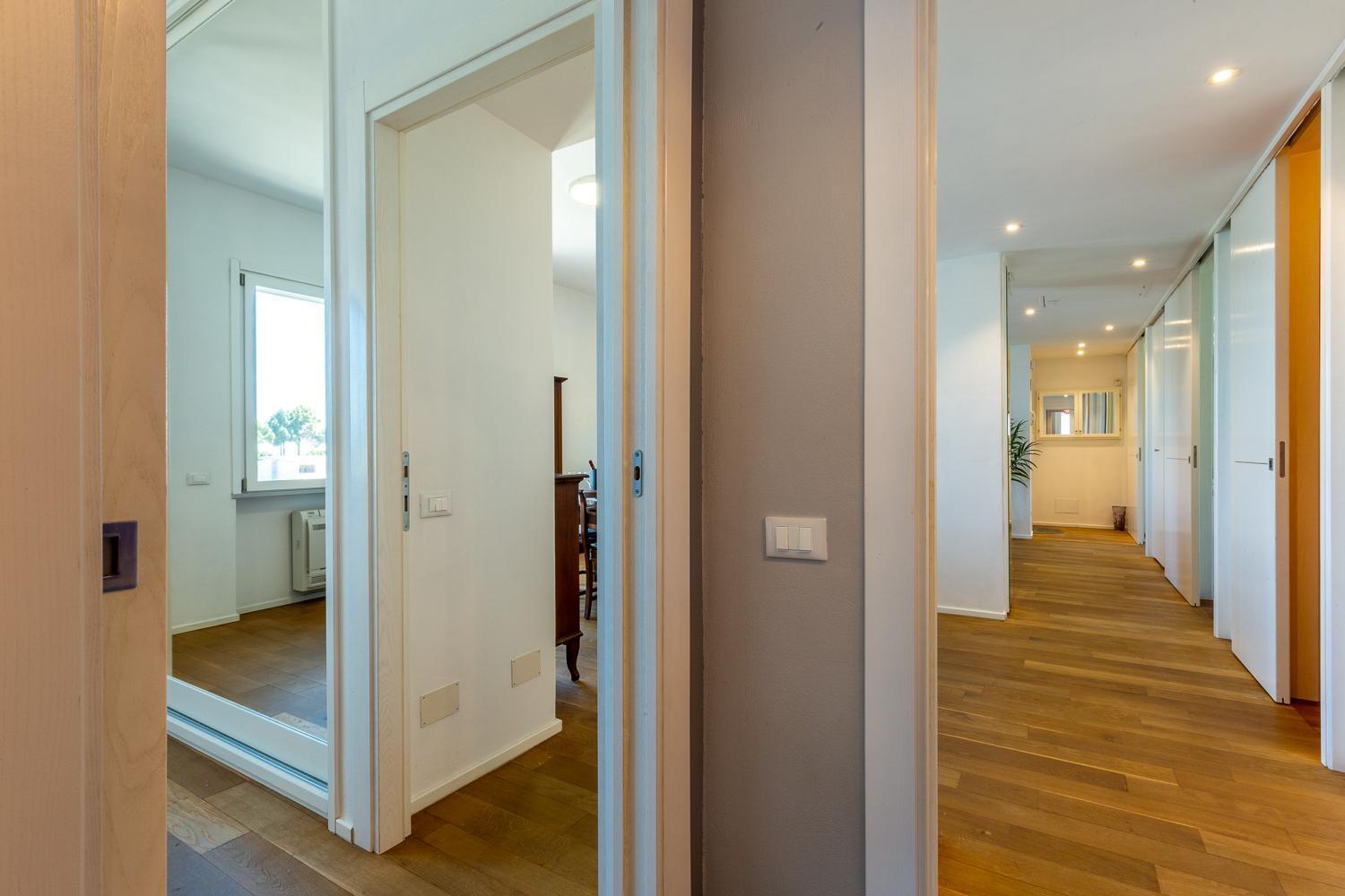 קליארי Sunichele Luxury Apartment מראה חיצוני תמונה